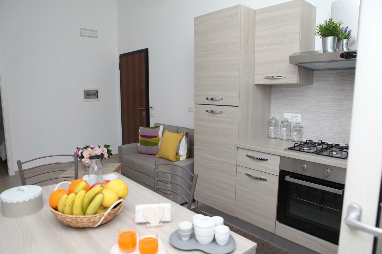 Rosy House - Hospitality Apartamento Pimonte Exterior foto